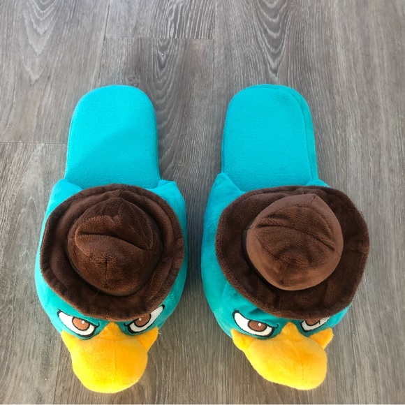 Perry the platypus Disney plush slippers - Picture 3 of 6
